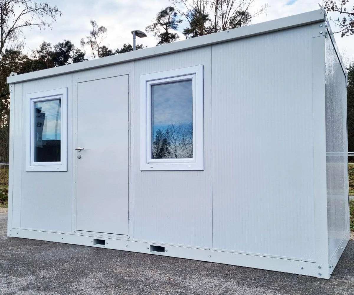 Contenedor Modular Aislado de 4 Metros para Oficina o Vivienda Contenedor Modular Aislado de 4 Metros para Oficina o Vivienda